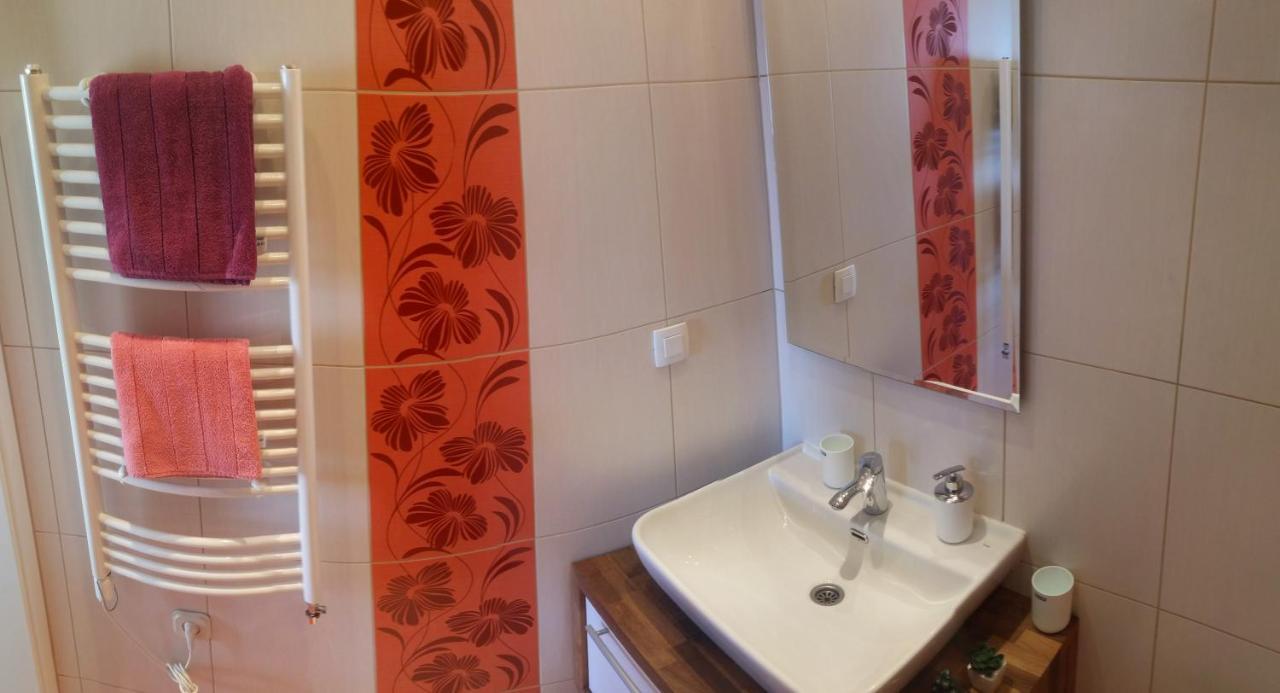 Apartman Ena Vlasic Εξωτερικό φωτογραφία