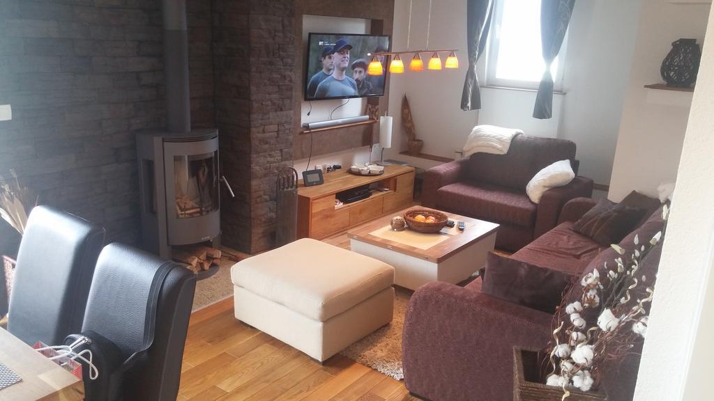Apartman Ena Vlasic Εξωτερικό φωτογραφία